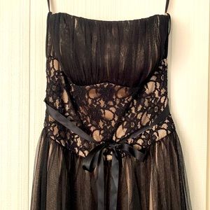 White House Black Market lace & tulle strapless gown dress Vintage MCM Formal